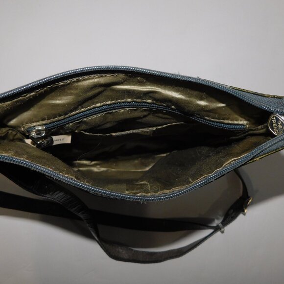 The Trend Womens Green Metallic Shellac Leather Crossbody Shoulder Bag Purse - Picture 7 of 10